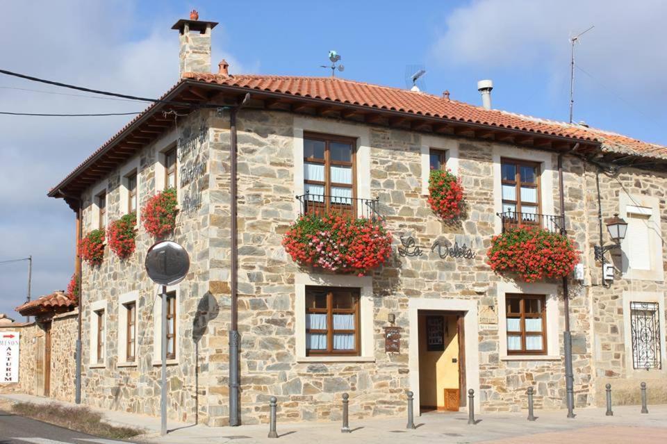 Hotel Rural La Veleta Murias de Rechivaldo Exteriör bild