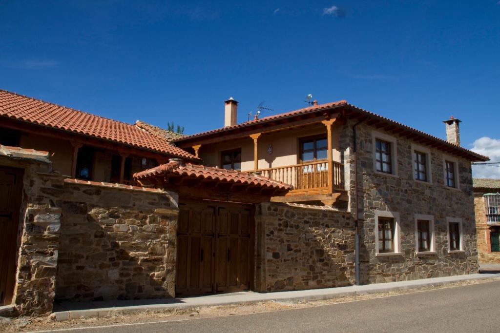 Hotel Rural La Veleta Murias de Rechivaldo Exteriör bild